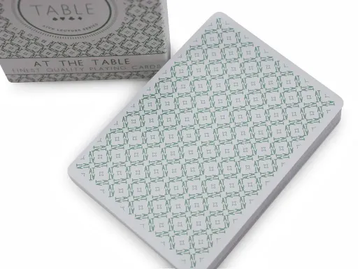 Specifically designed for performers by Murphy's Magic, the At The Table deck is a tribute to At The Table Lecture Series. The simple back design of the cards features a classic diamond pattern. The deck