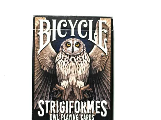 Whether a symbol of wisdom or omen of death, owls are fascinating one of a kind creatures. Bicycle Strigiformes Owl playing cards allow you to hold the mystery and charm of these birds in your