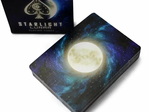 There are nights when the moon seems to bring to life everything it touches, enshrouding all the world in an almost supernatural gleam. The fourth edition of the popular Starlight collection, Starlight Lunar seeks to