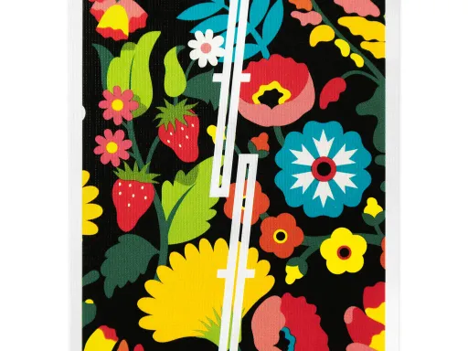 Join the immersive surreal Fontaine flower bed as you journey through Fontaine x DabsMyla Playing Cards. The vibrant artwork was created by Australian husband and wife visual artists and Zach Mueller. This beautiful, whimsical collab