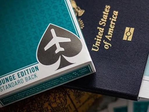 Following their predecessors, Jetsetter Playing Cards has produced the Lounge Edition as another vintage and classy deck with modern appeal. Continuing to be inspired by casino and airline decks of the past, the clean and