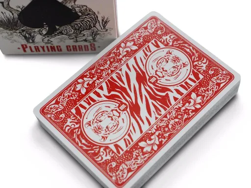 A tribute to a great icon of the Las Vegas stage, the Mantecore deck memorializes magicians Siegfried and Roy's famous white tiger of the same name. Beloved by audiences for years and a crucial fundraising