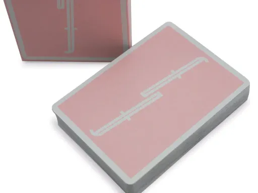 Created by Zach Mueller, a magician and cardistry expert, this retro-looking, Pink Fontaines edition is limited to only 5,000 decks. Coming right after the unexpected success of the first three editions (in black, blue and