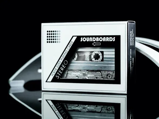 Riffle Shuffle presents the newest edition of Soundboard Playing Cards - The Soundboard Midnight Edition Playing Cards!Soundboard Midnight Edition Playing Cards were created to commemorate vintage audio gear from the 80s such as gramophones and