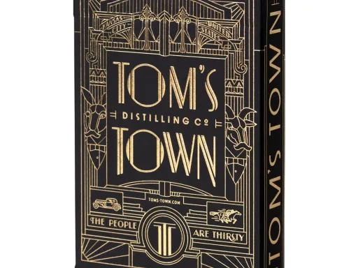 Art of Play in collaboration with Tom's Town Distilling Company present to you the luxurious Tom's Town Playing Cards. Illustrated by Kevin Cantrell, every card portrays a beautiful deco-style design honoring the rich heritage of