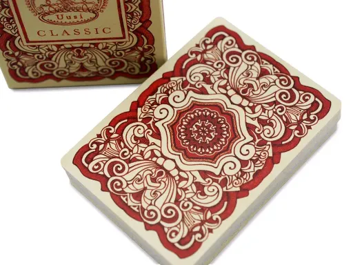 Designed by Uusi and crowdfunded on Kickstarter, the Uusi Classic deck is available in two limited editions: the Uusi Classic Red (only 3500 decks) and the Uusi Classic Blue (first edition of only 3000 decks).