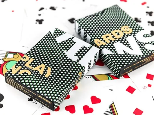 VIEWS Playing Cards is a luxury, illusion-themed deck of cards created for cardists and magicians alike. Manufactured by The United States Playing Card Company. Traditionally-cut and printed on crushed Bee® stock, a dream feel for